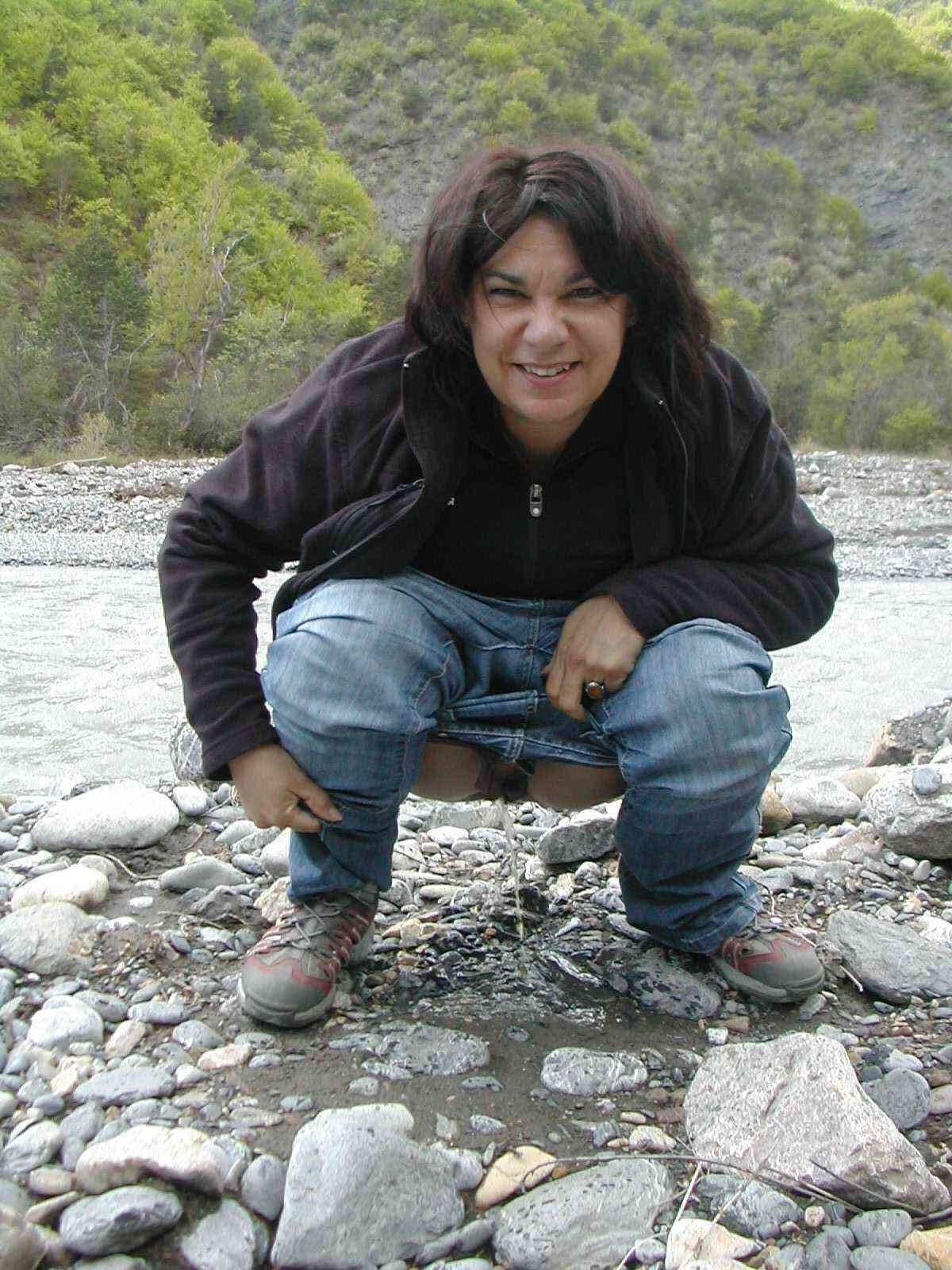 Pissing 