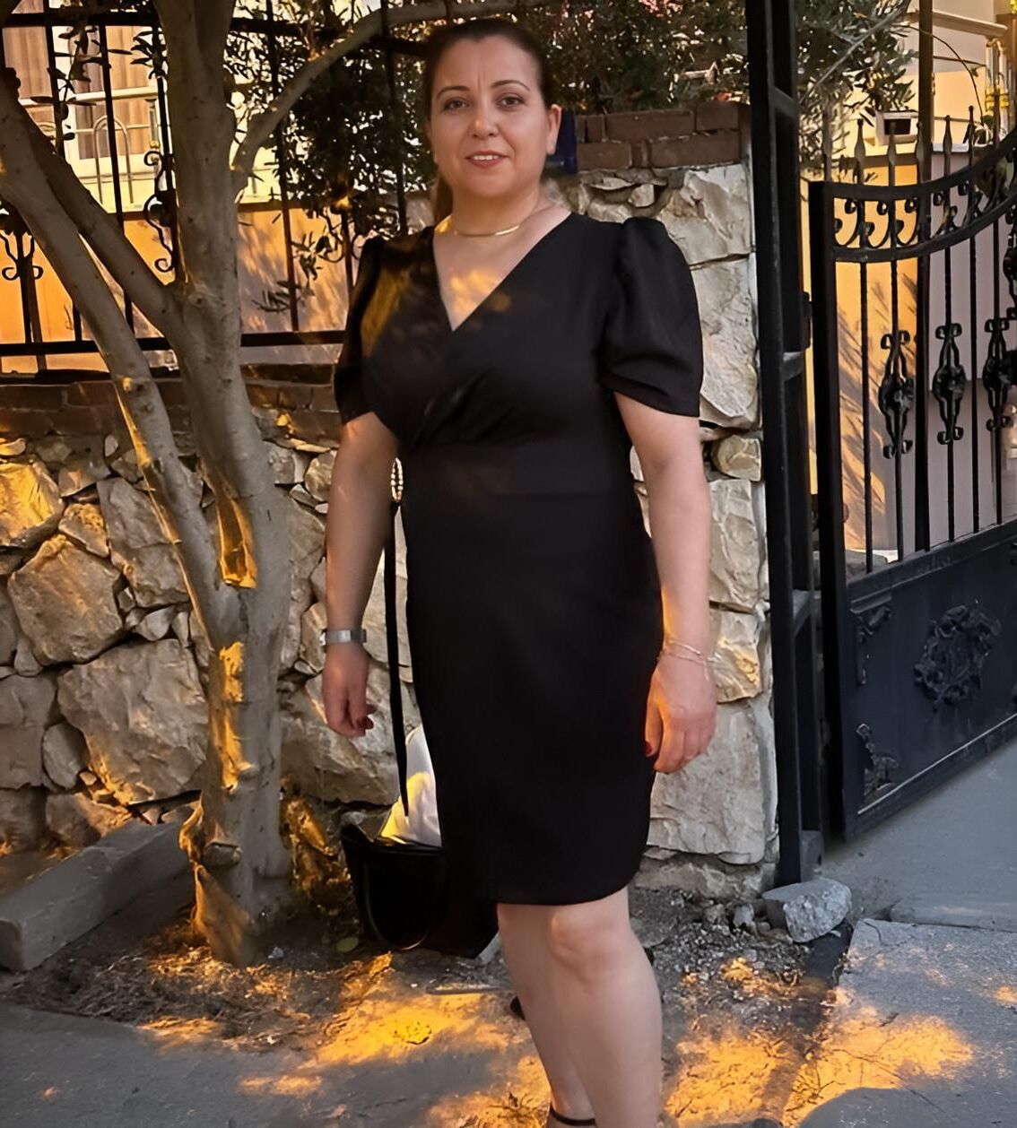 TURKISH MATURE LADY PICTURE 