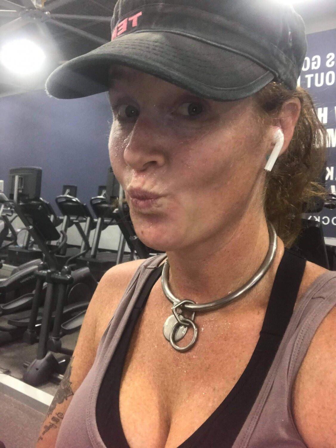 Slutty Mature GMilf Hotwife Amy