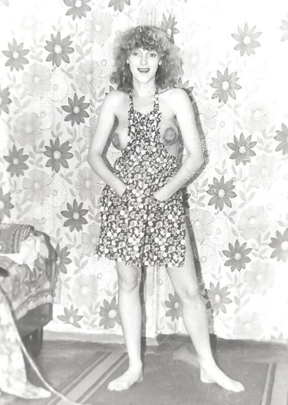 VINTAGE WIFE PUFFY NIPPLES