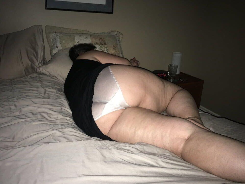 When mom sleep, i creep
