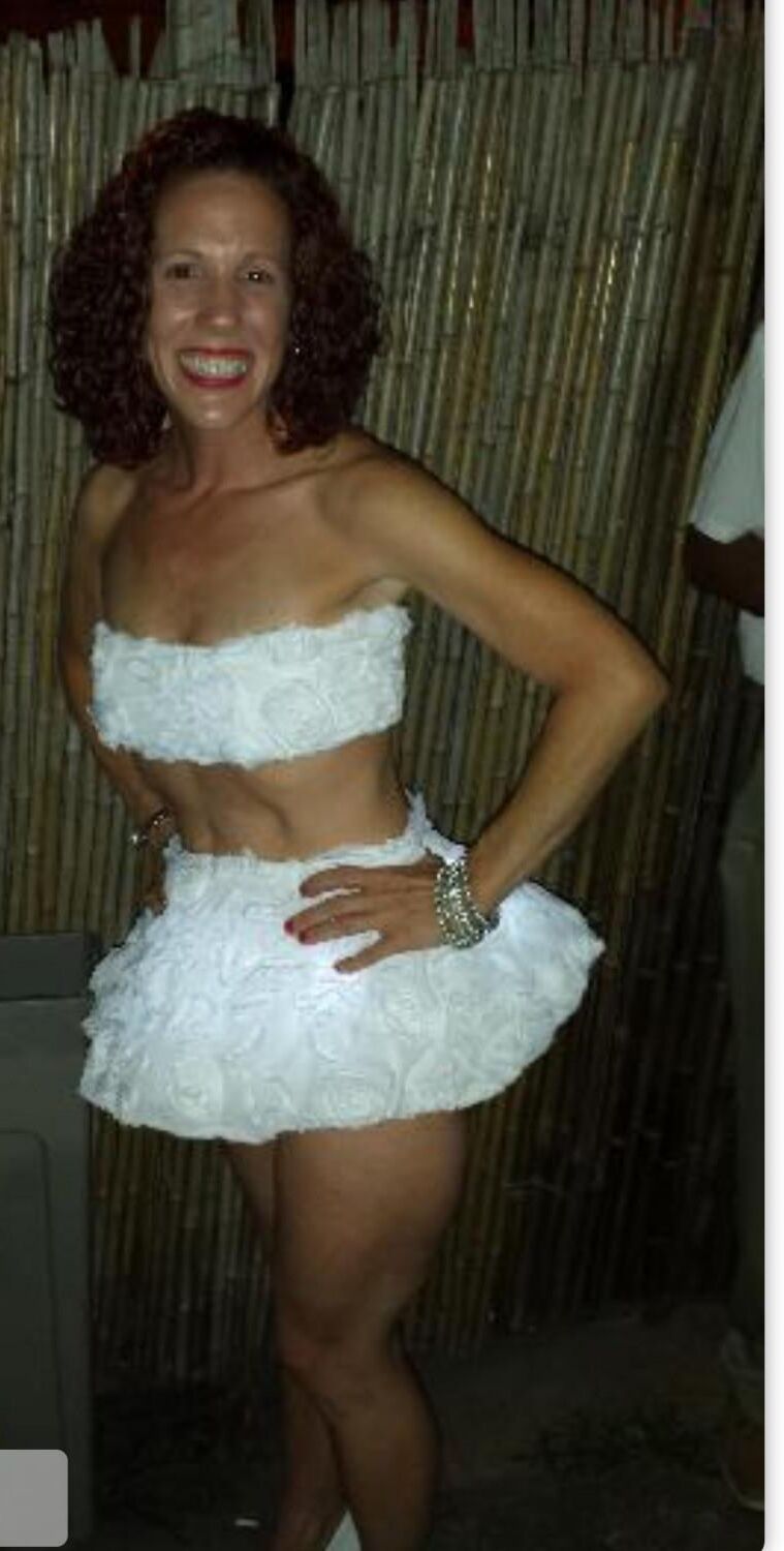 Slutty Mature GMilf Hotwife Amy