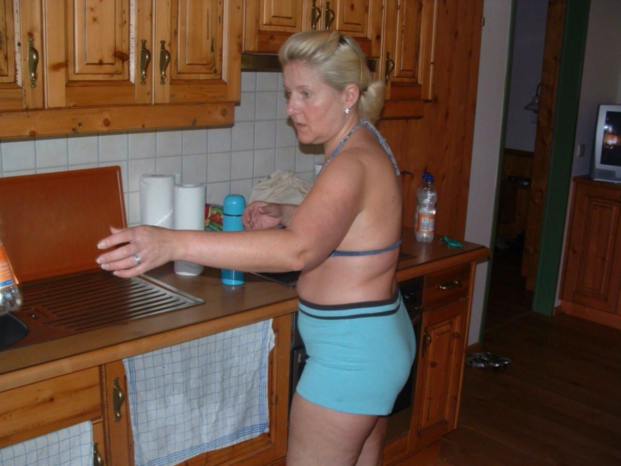 Milf Bomb Hotwife Sandy
