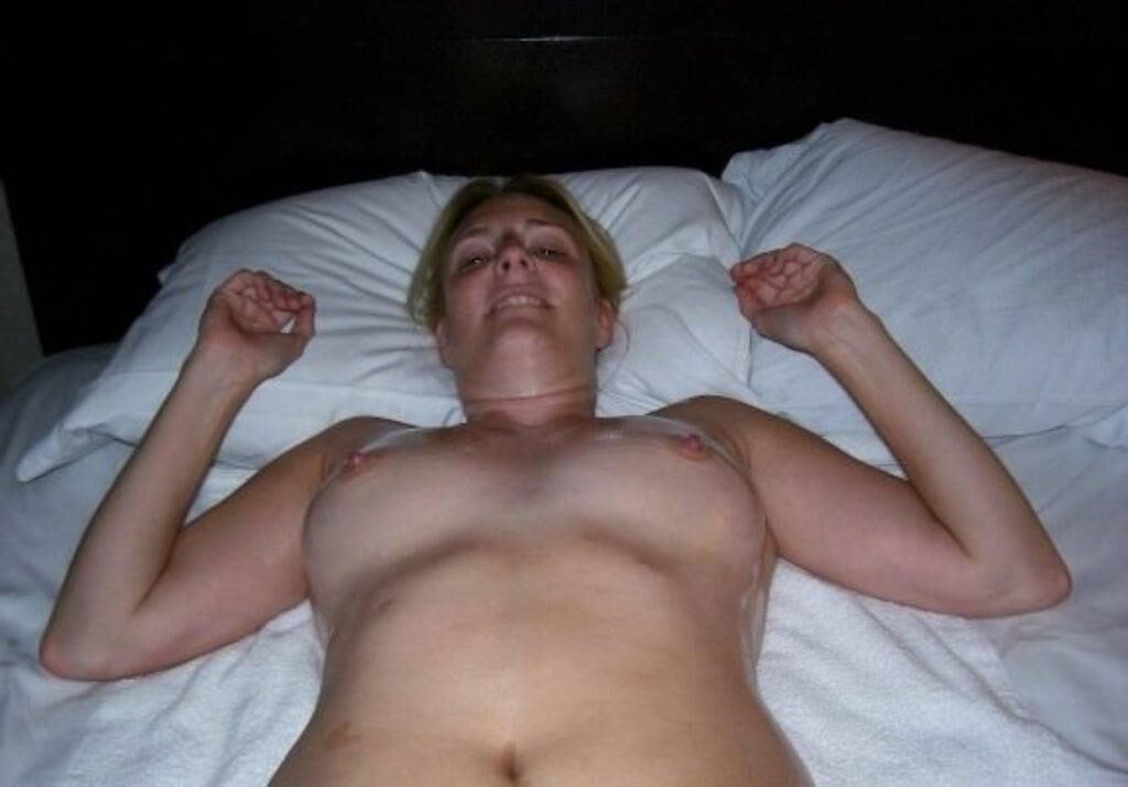  Milfs and mothers 