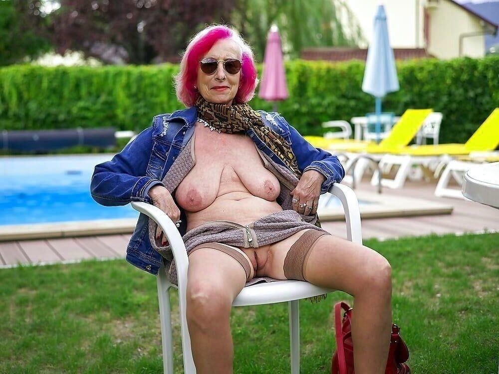 Romy French Granny 