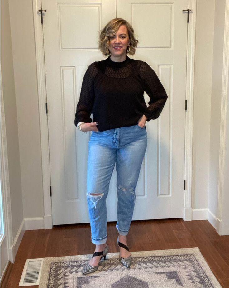 P interest In Beauty Lovely Curvy Blonde Milf Cassandra