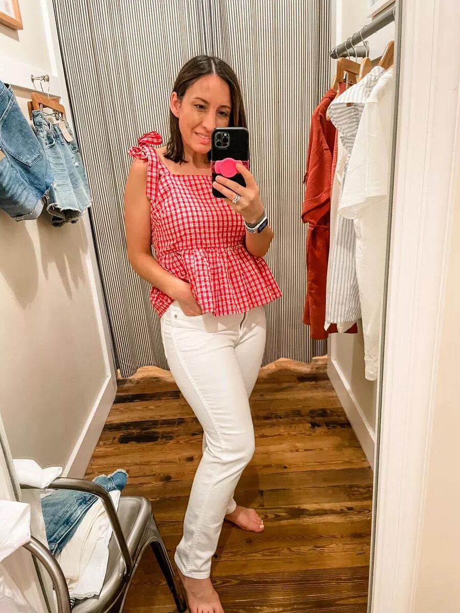 P interest In Beauty Petite and Curvy Italian Milf