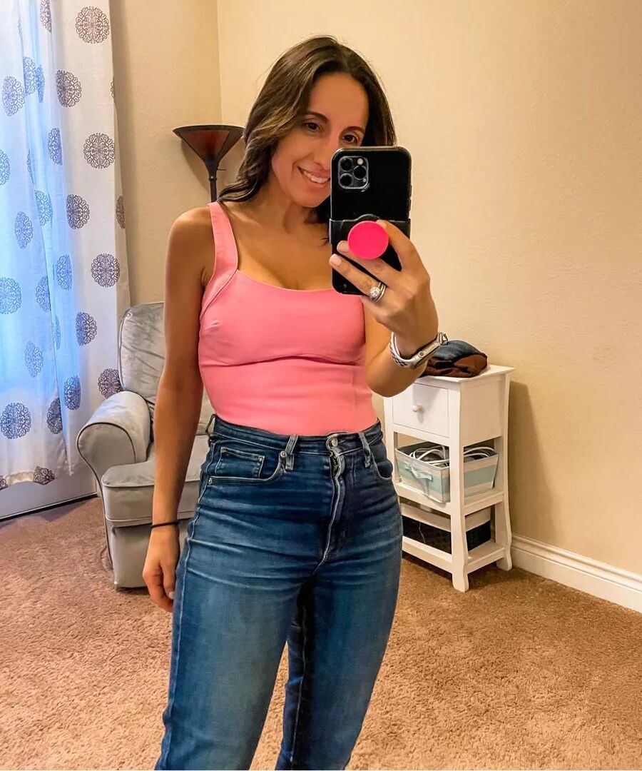 P interest In Beauty Petite and Curvy Italian Milf