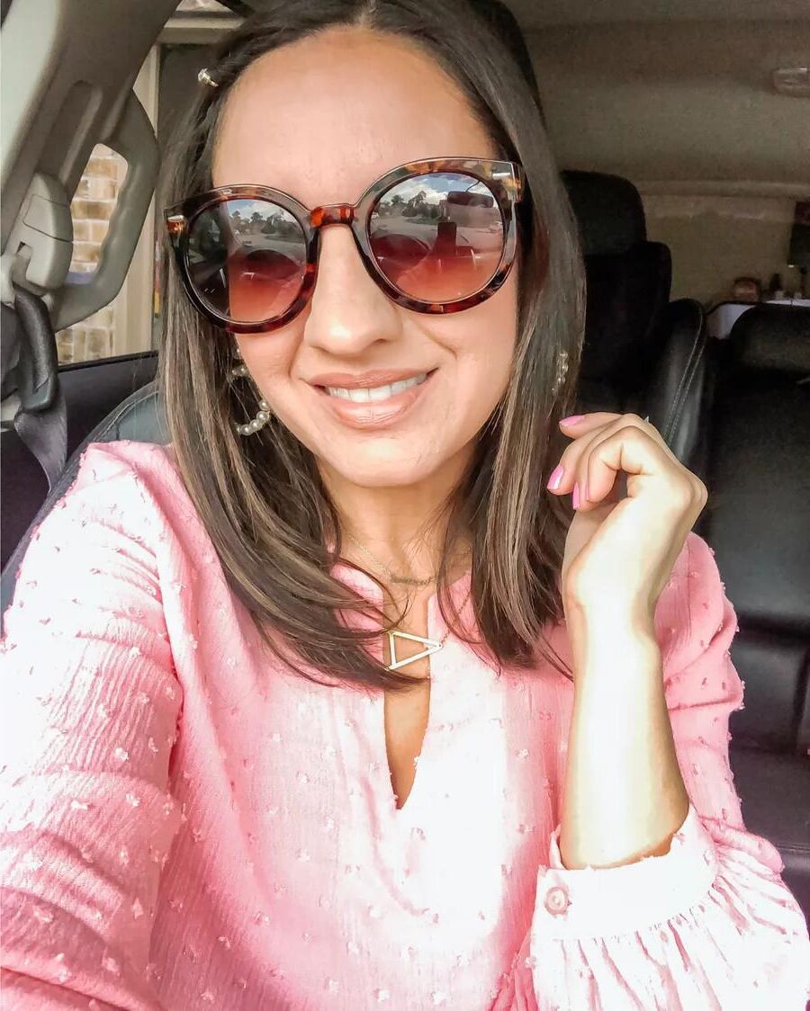 P interest In Beauty Petite and Curvy Italian Milf