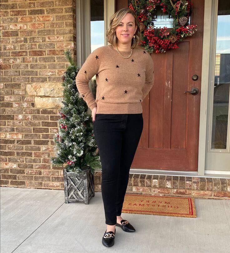 P interest In Beauty Lovely Curvy Blonde Milf Cassandra