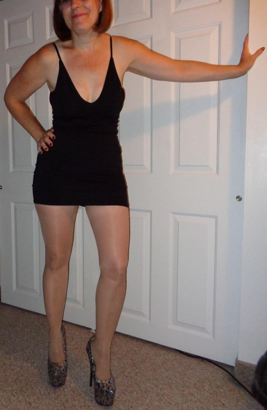 pantyhose legs and tits, cum target.