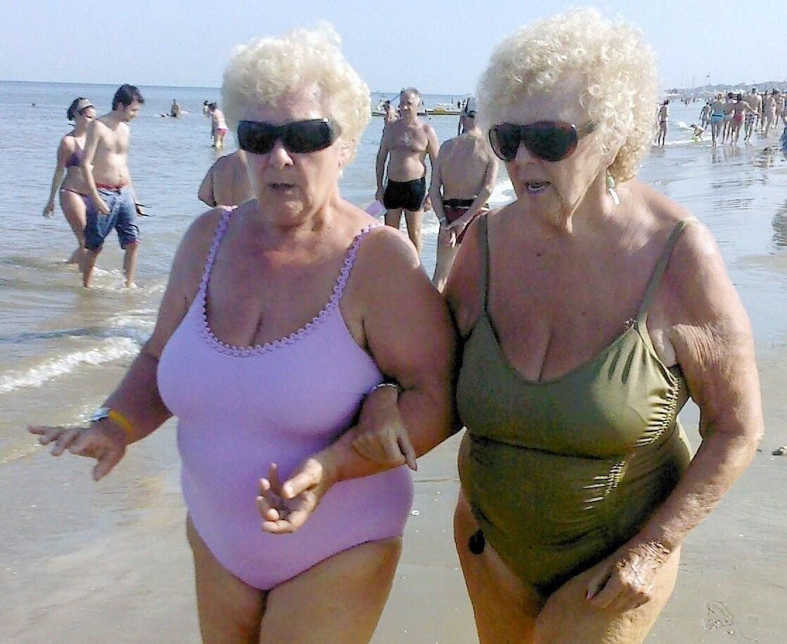 Milf Granny Swimmsuit Bikini 