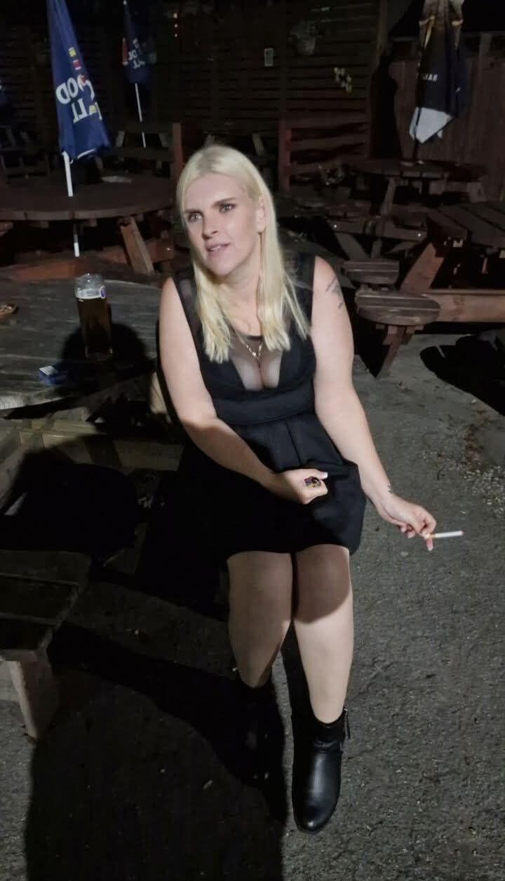 Fumando meninas.