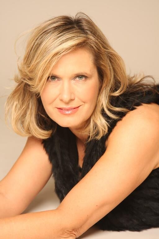 ANNE MARIE FORGET MATURE MODEL