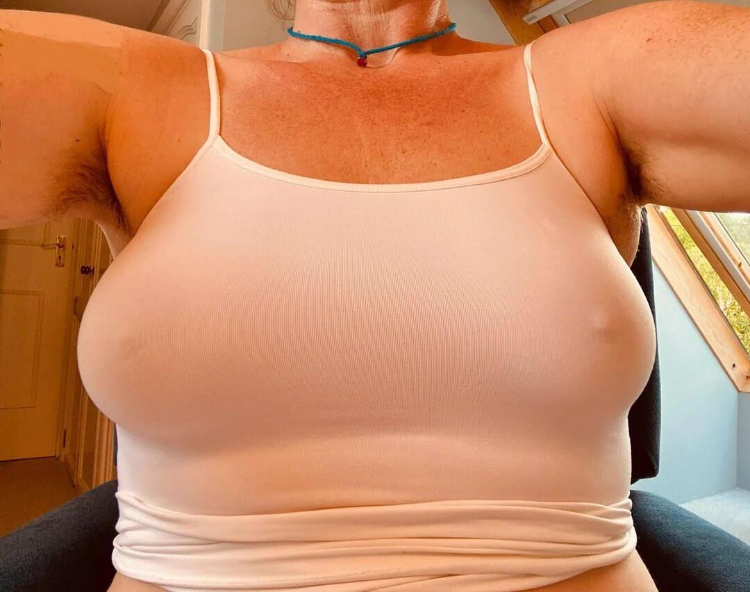Natural redhead Totally_Thala from Reddit
