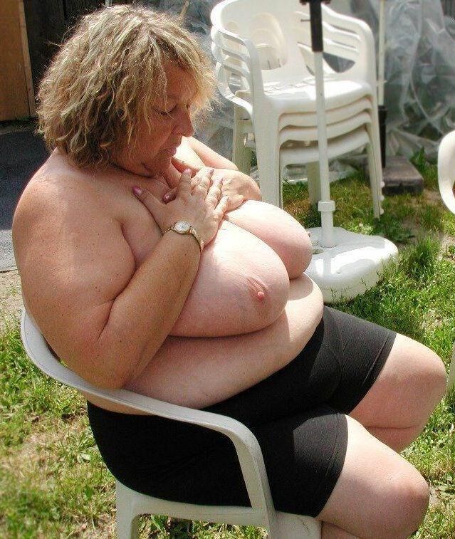 Corpos de mulheres gordas expostas