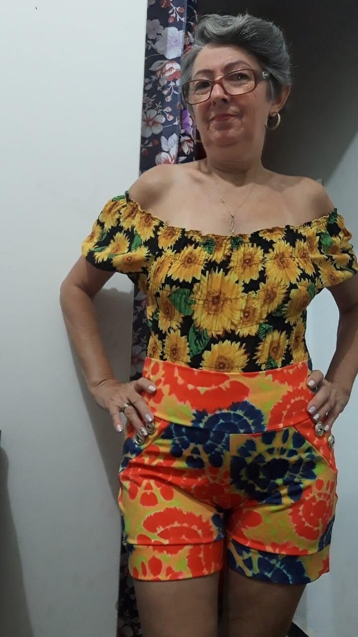 OLDER LADIES I WOULD LIKE IN MY BED N°