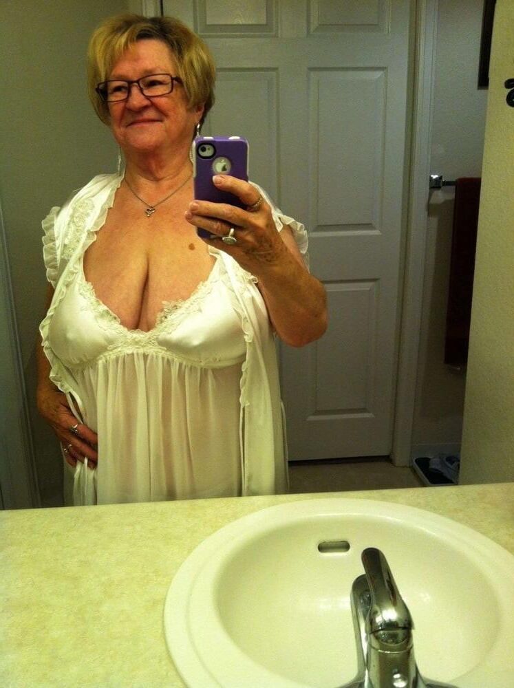 Mamãe gosta de me enviar selfies