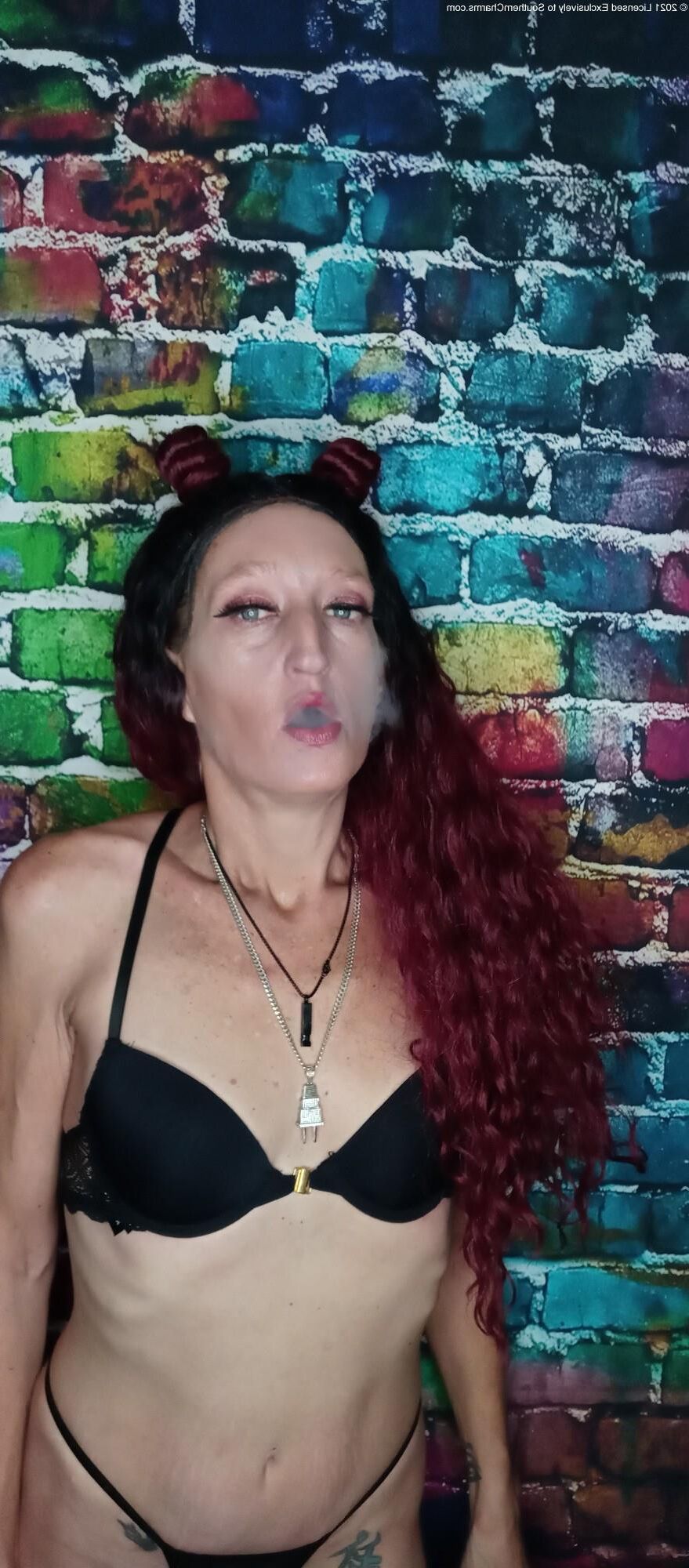Fumando meninas.