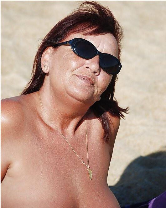 Mature Amateur Hotwife Beatrice