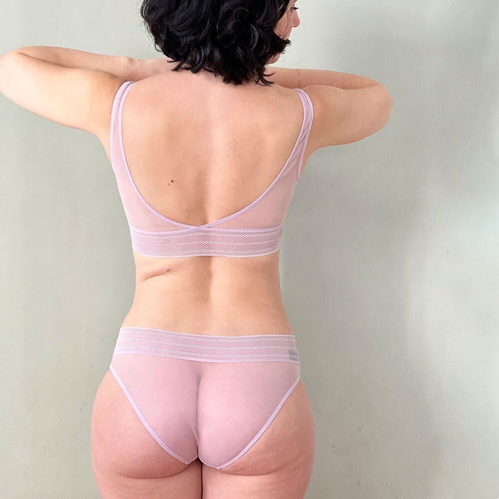 Amour fou lingerie et ses femmes poilas