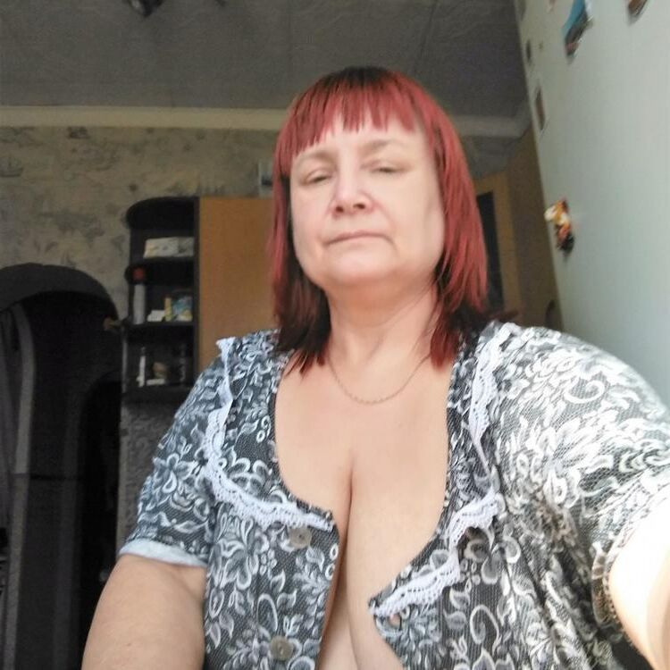 Busty mature amateur Irina from Khabarovsk