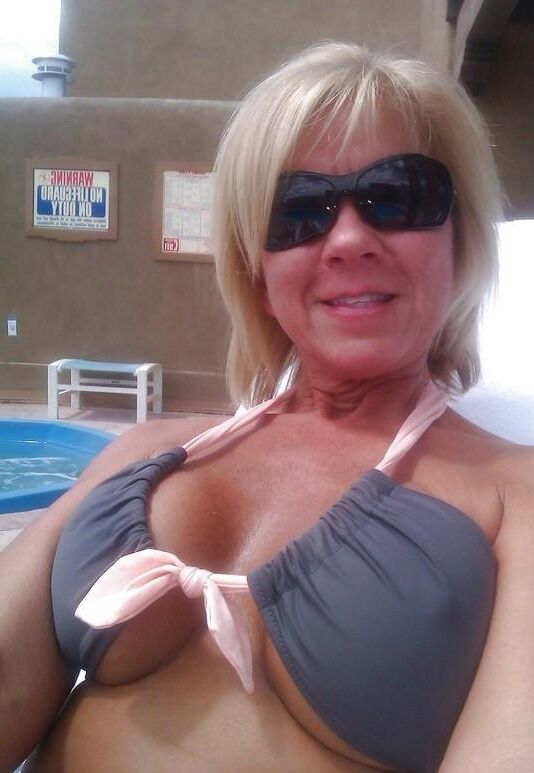 LOVELY, HOT MOM