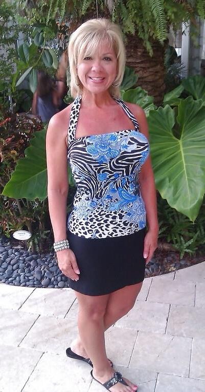 LOVELY, HOT MOM