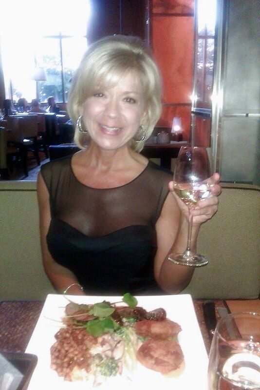LOVELY, HOT MOM