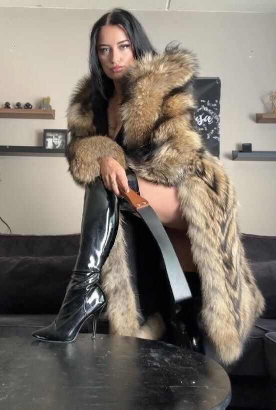 Dominatrix Sexy Dominant Ladies  