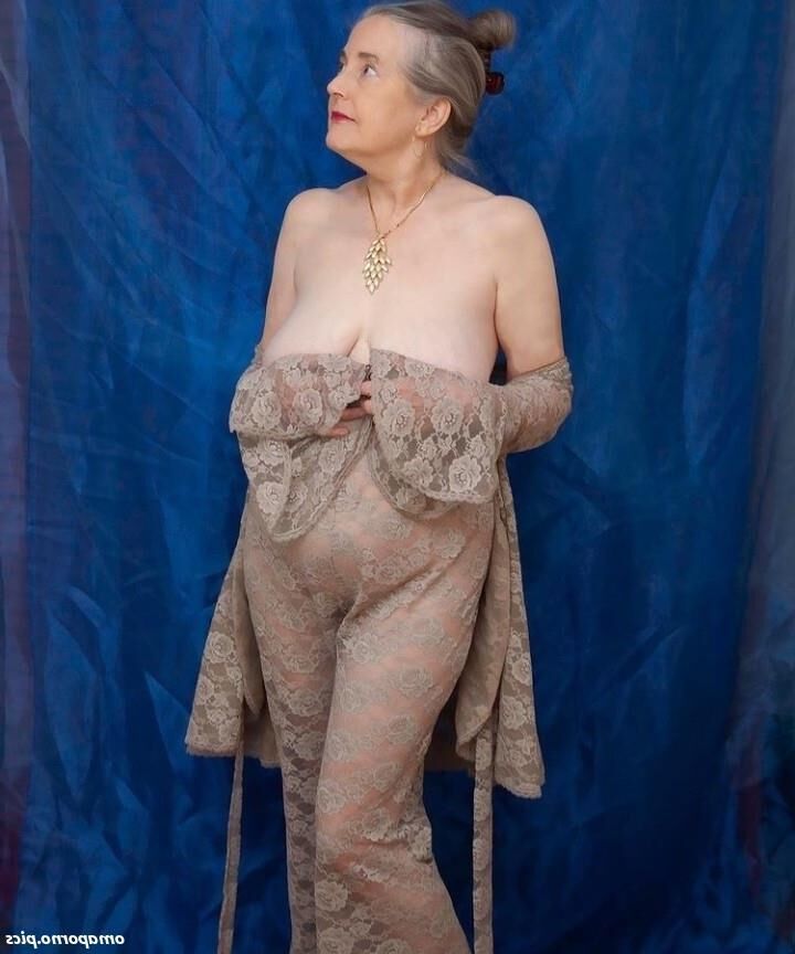 The Plain Jane Mature, Special Lady