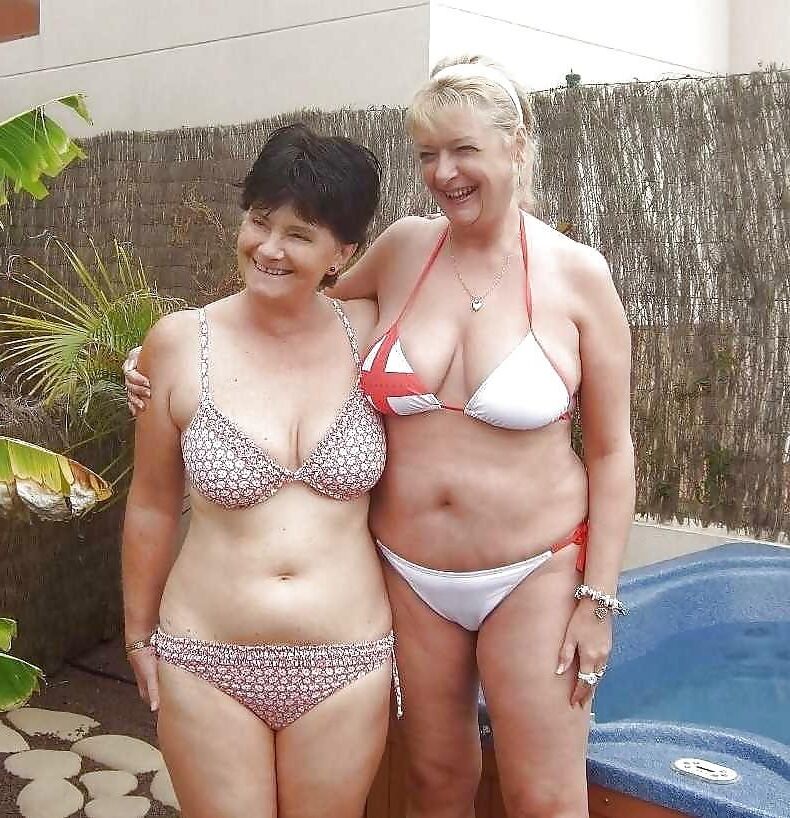 Por que você não pula aula e veio à praia com Nana ...
