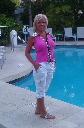 LOVELY, HOT MOM