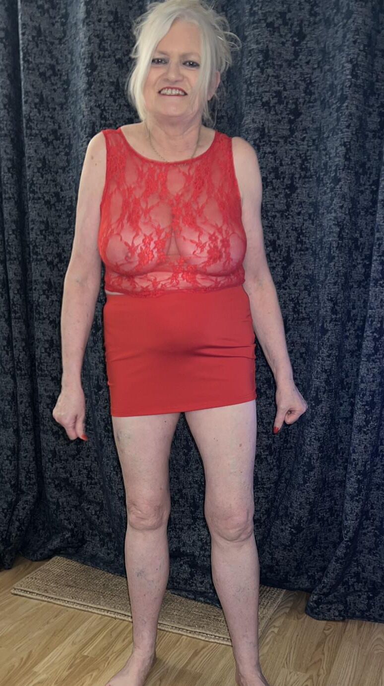 Mature in red