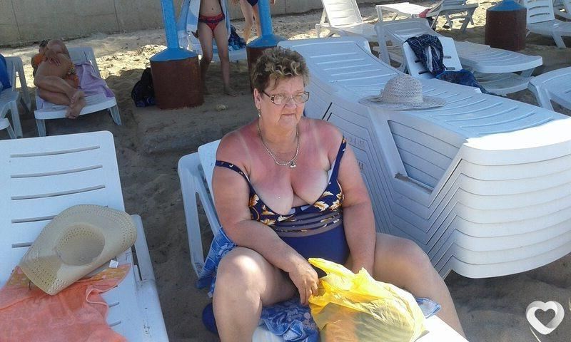 Gilf bathing suit beauties 
