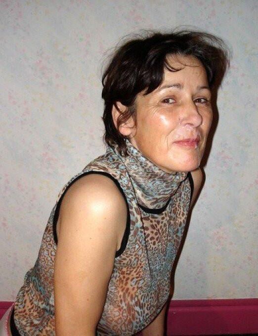 Amateur French Slutwife Lois