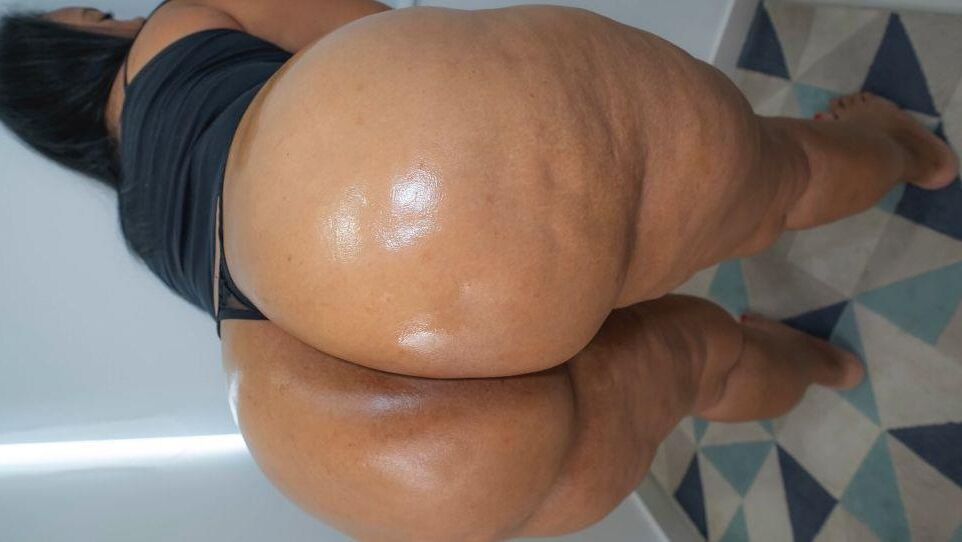 Lucky Man Fodendo bundas gigantes