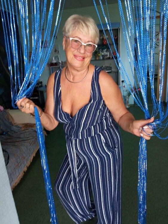 Dressed granny appreciation club