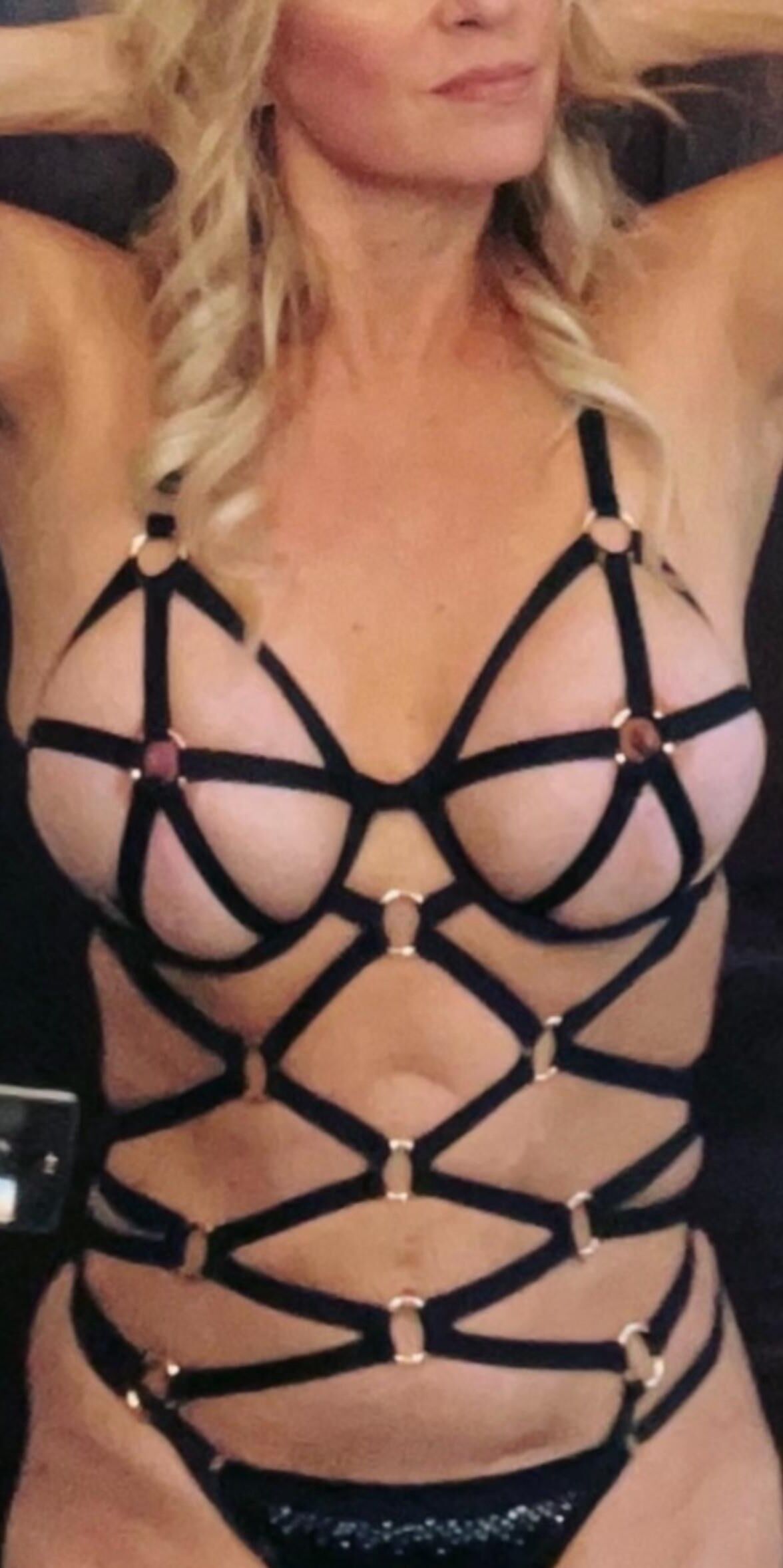 Hotwife cage bra bondage bra harness bra