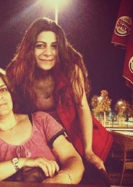 Minúsculo minúsculo maduro gozde dilek de Antalya