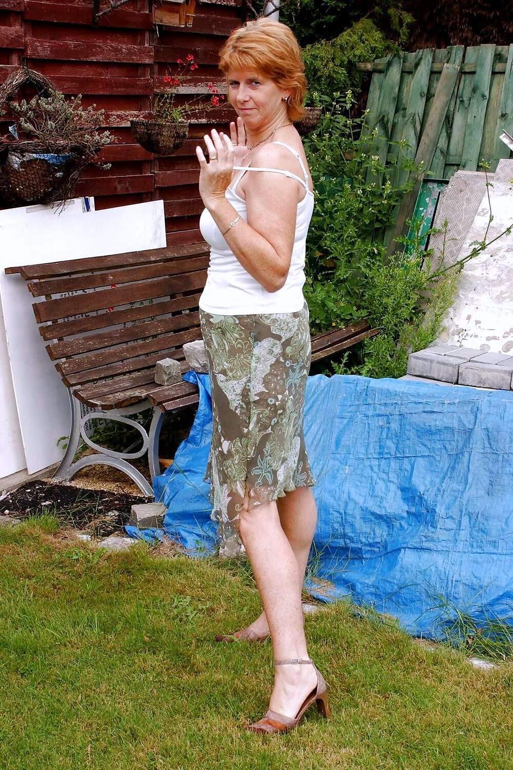 Hot Wife 
