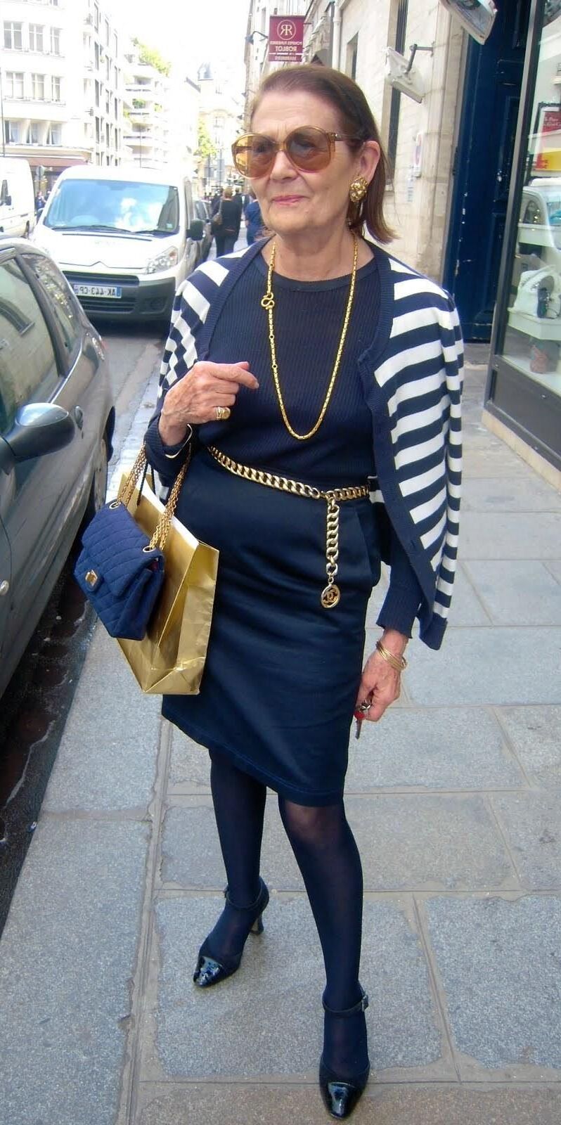 Non nude Granny & Mature VI