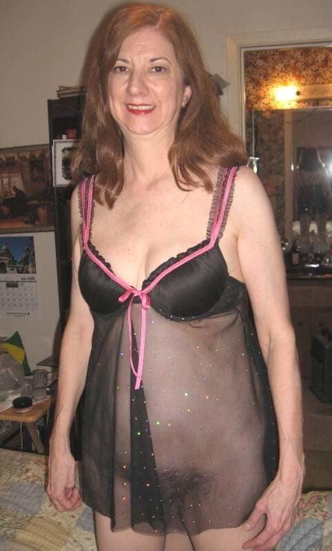 Mature Set Julie