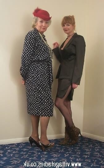Sarah and Zoe 