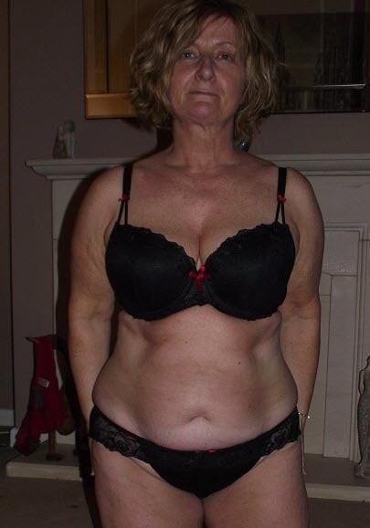 Mature Kath from Manchester in UK