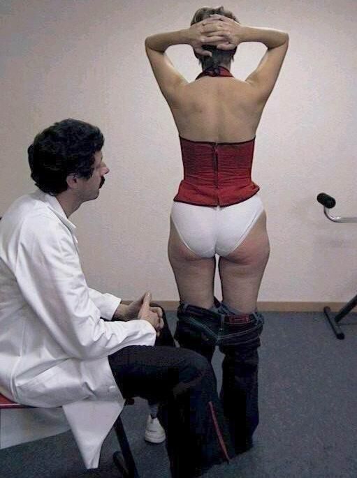 Spank and Shame MMD mature shorthaired brunette red top