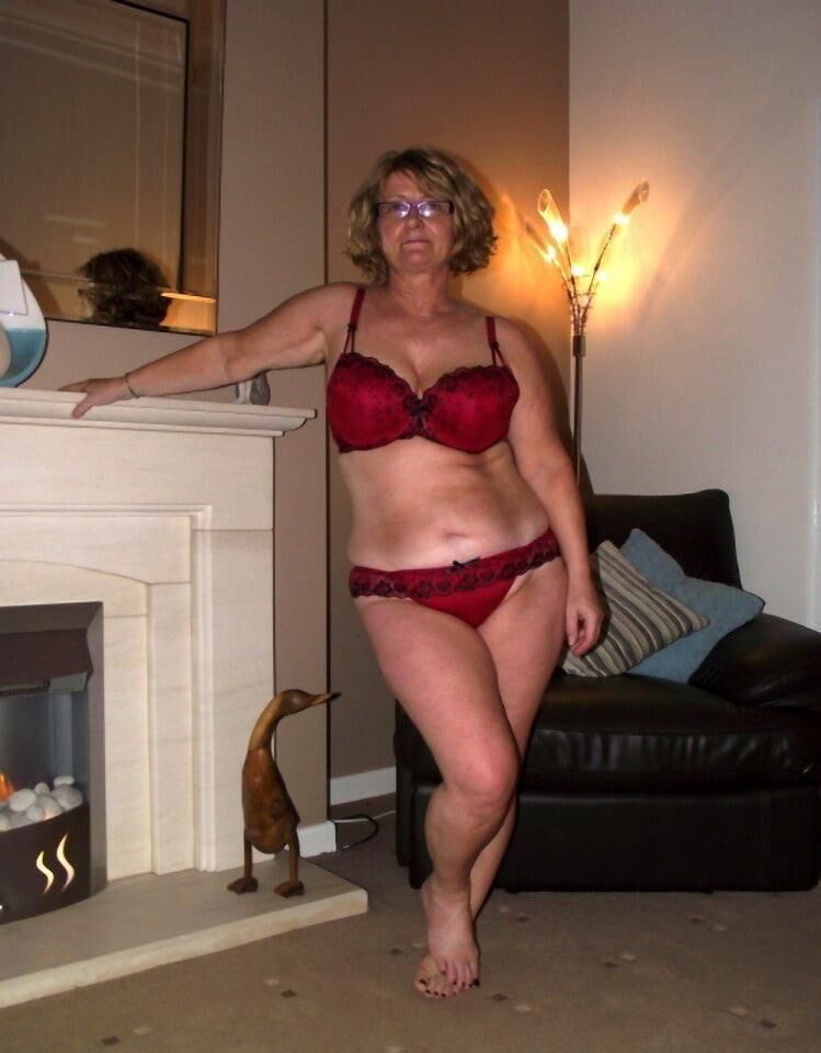 Mature Kath from Manchester in UK