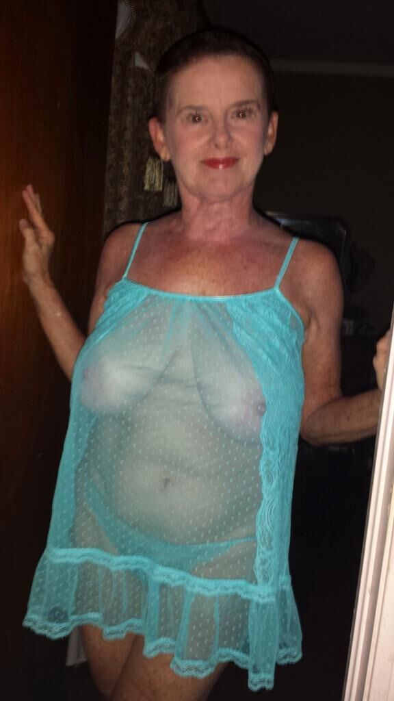 Amateur mature women compilation