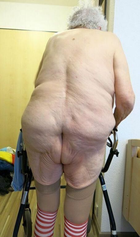 Gizelle une vieille grand-mère je me branle