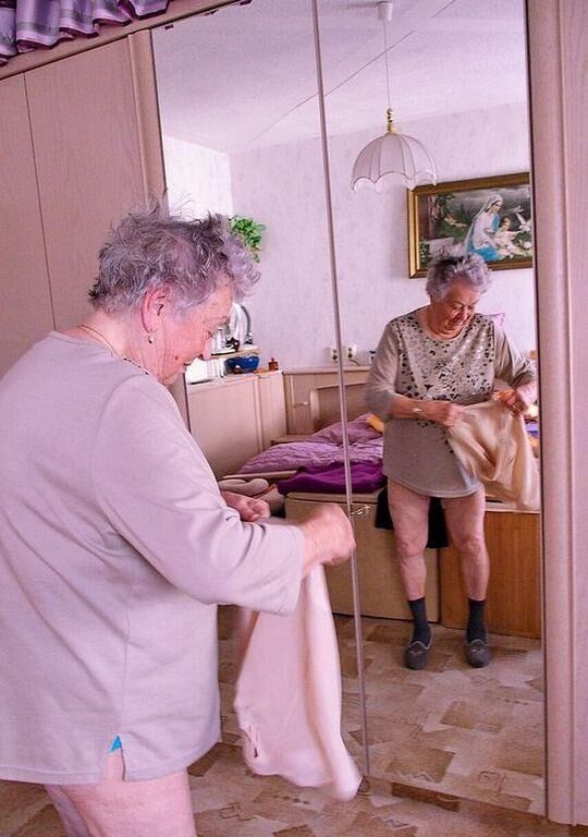 Pamela une vieille grand-mère je me branle